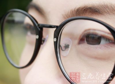 济南滕州按摩去皱法抵御眼部的衰老